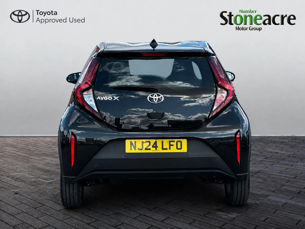 Toyota Aygo X 1.0 Vvt-i Pure #4