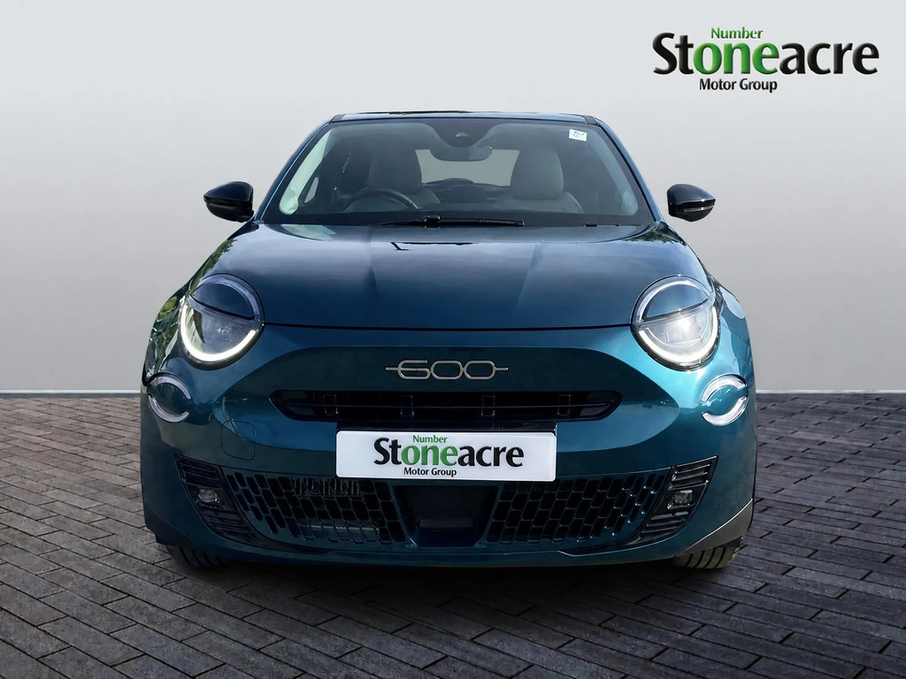 Fiat 600 Fiat 600 Hybrid 48V 136 Green #8