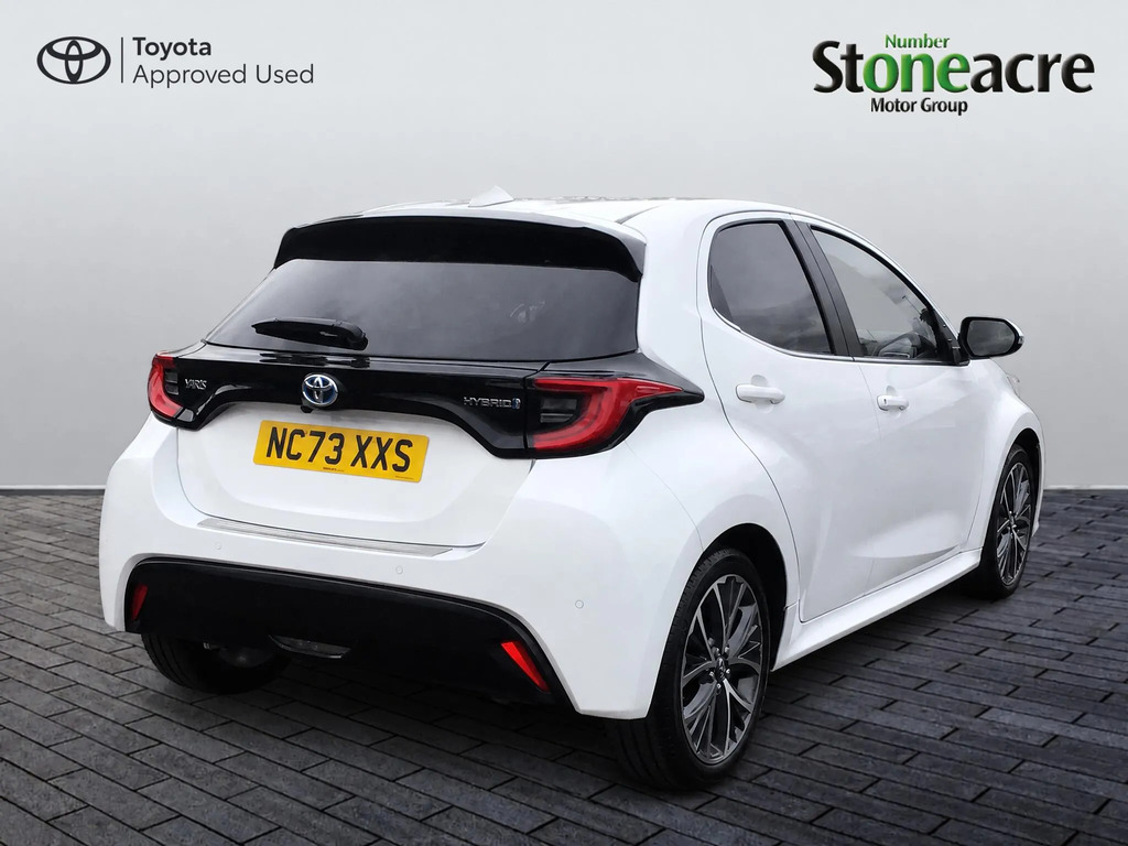 Toyota Yaris 1.5 Hybrid Excel #2