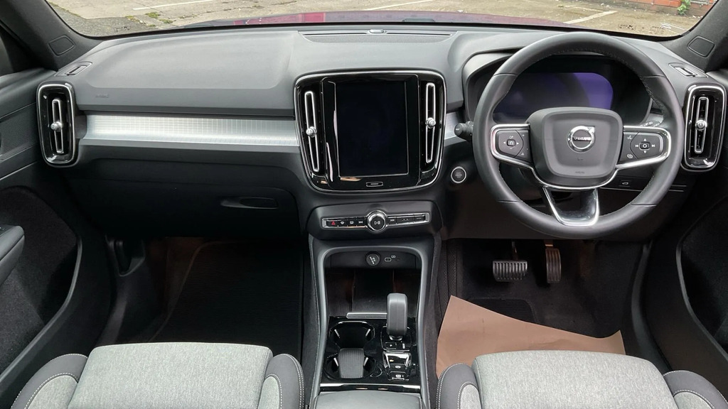 Volvo XC40 2.0 B3p Plus Dark  #5