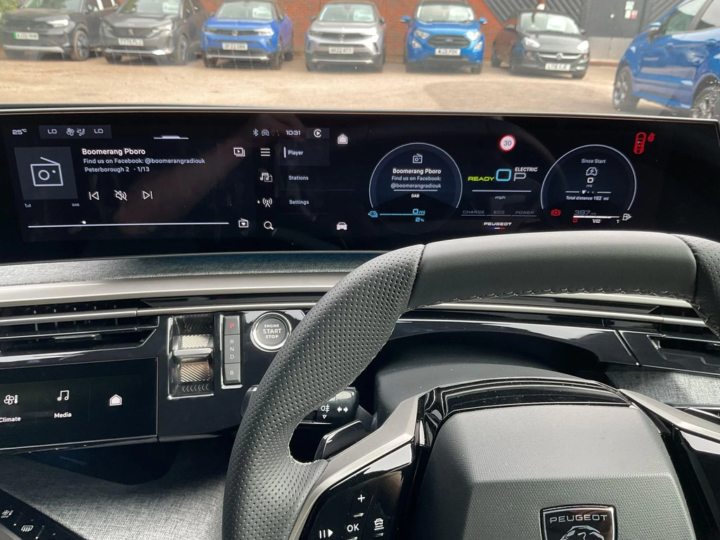 Peugeot 3008 157Kw Allure 73Kwh White #21