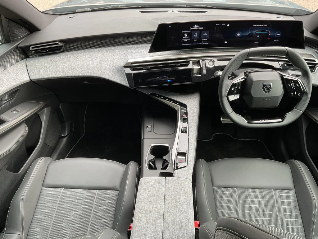 Peugeot 3008 157Kw Allure 73Kwh White #13