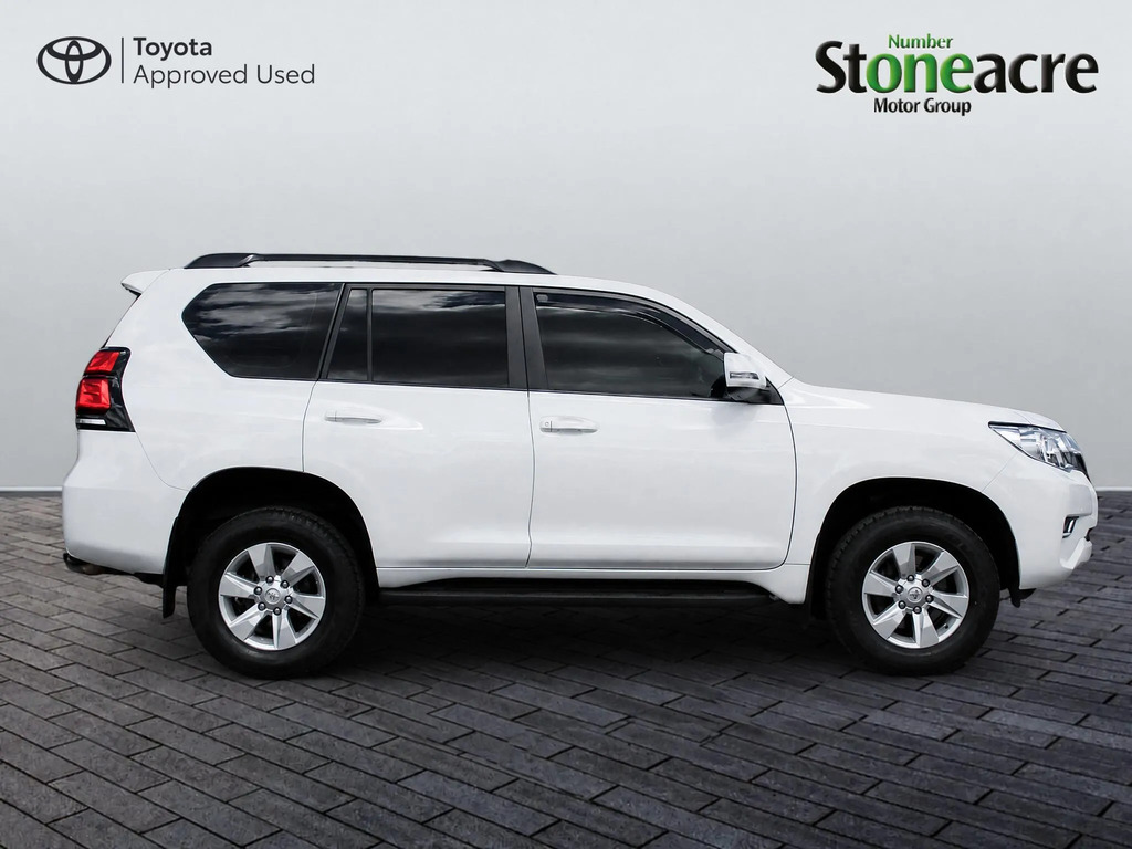 Toyota Land Cruiser 2.8 D-4d 204 Active  #2