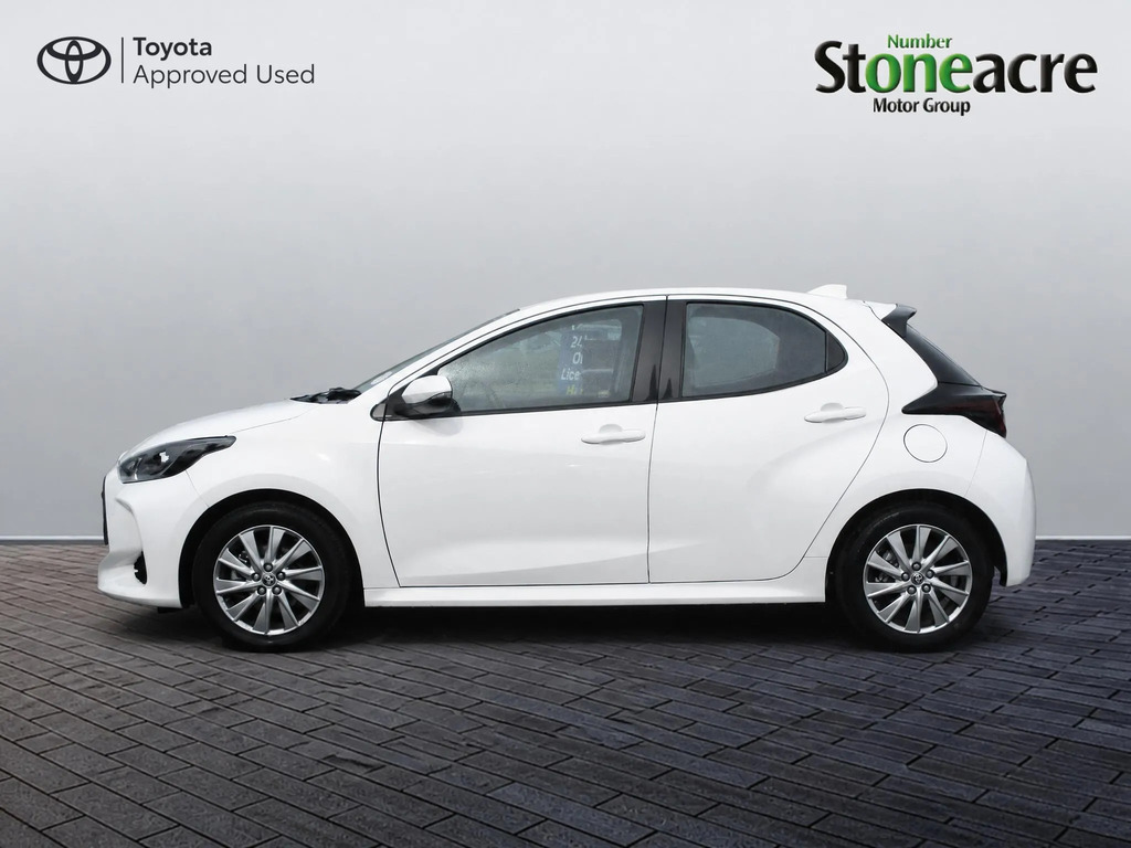 Toyota Yaris 1.5 Hybrid Icon #6