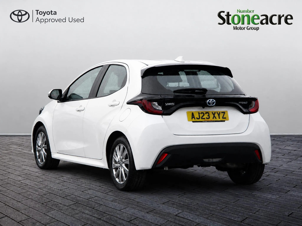 Toyota Yaris 1.5 Hybrid Icon #5