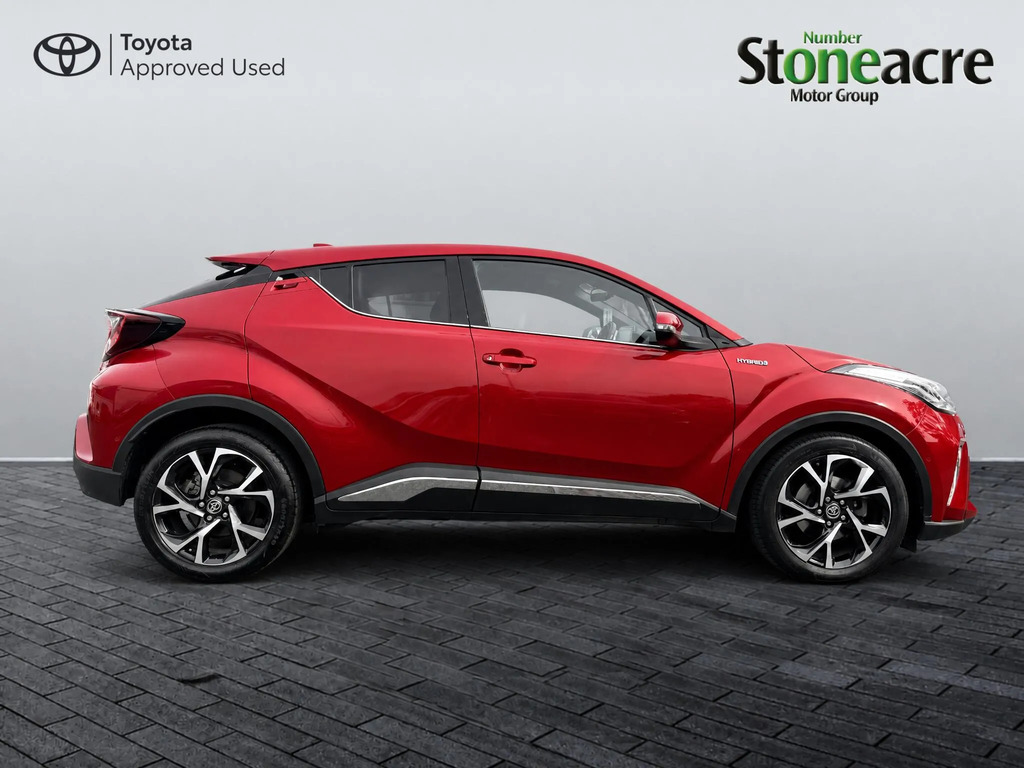 Toyota C-Hr 1.8 Hybrid Design T777RLW #2