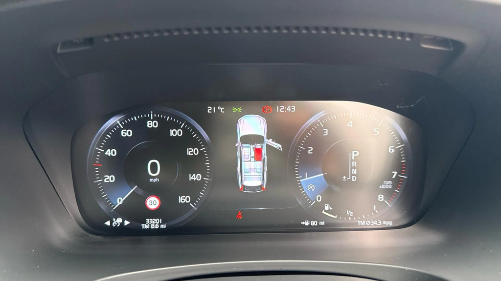 Volvo V90 Self Charging Hybrid, Heated Fr Seats, Smartphon Silver #14