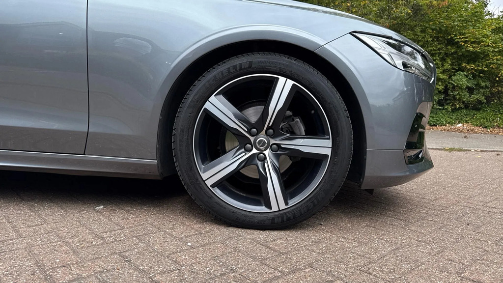 Volvo V90 Self Charging Hybrid, Heated Fr Seats, Smartphon Silver #9