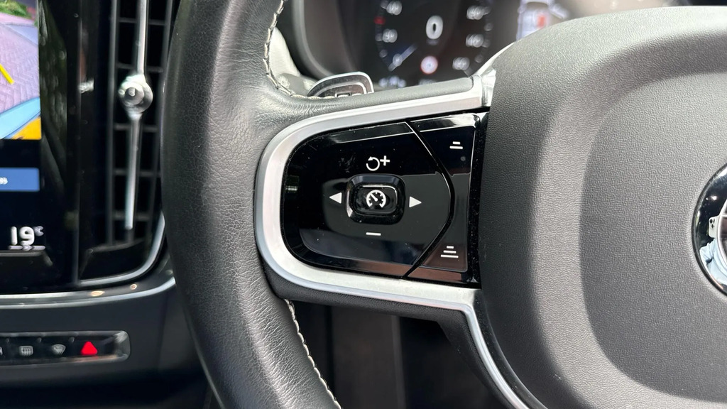 Volvo V90 Self Charging Hybrid, Heated Fr Seats, Smartphon Silver #19