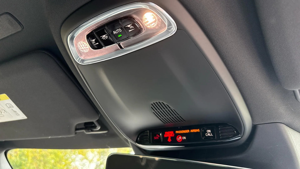 Volvo V90 Self Charging Hybrid, Heated Fr Seats, Smartphon Silver #25