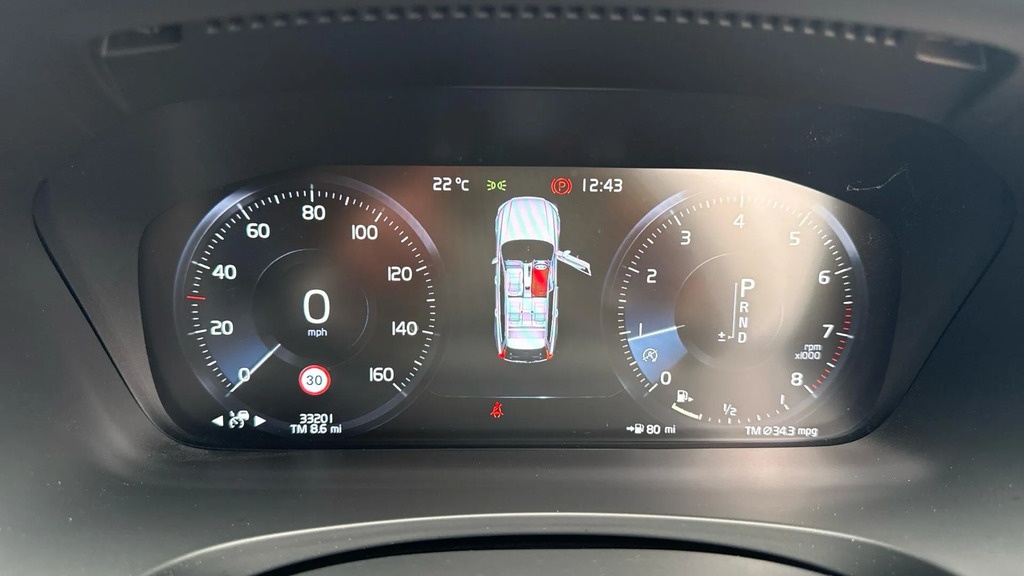 Volvo V90 Self Charging Hybrid, Heated Fr Seats, Smartphon Silver #11