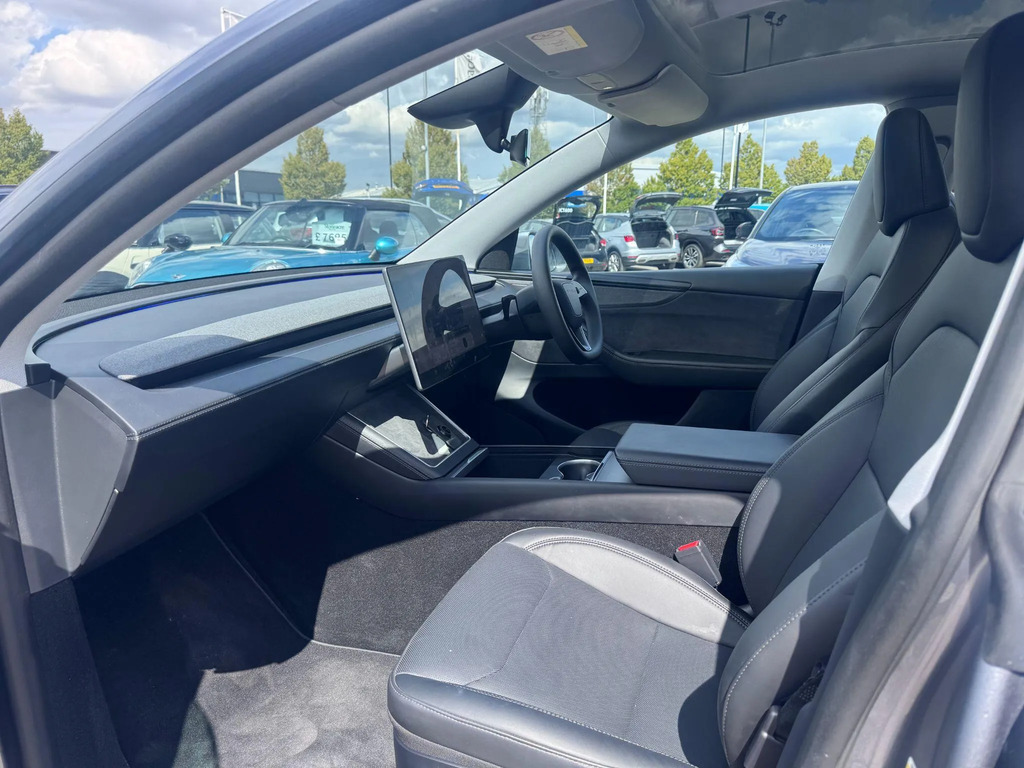 Tesla Model Y 84.7Kwh Dual Motor Long Range 4Wde SG25ZNJ  #2