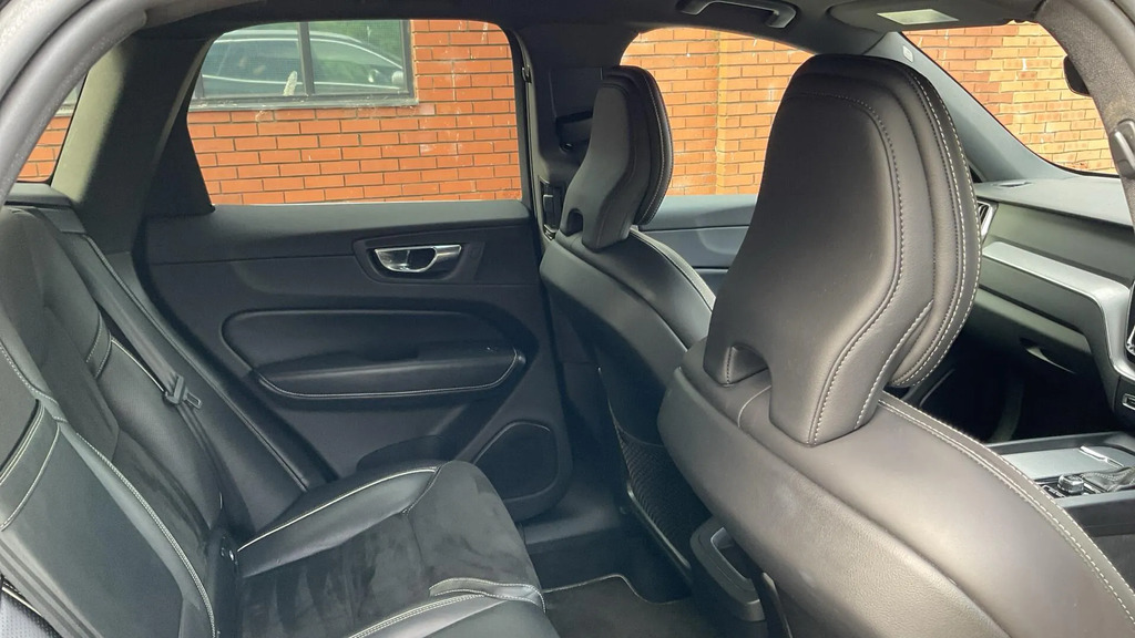 Volvo XC60 2.0 D5 Powerpulse R-design Awd Euro 6 Ss KX68LLP Black #6
