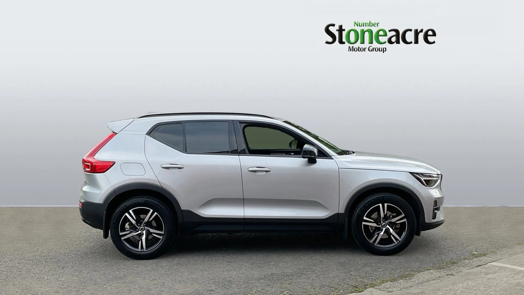 Volvo XC40 2.0 B3p Plus Dark  #3