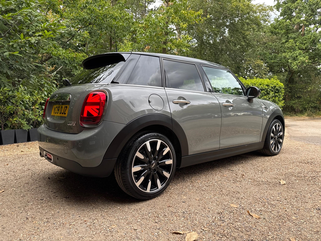 Mini Hatch 1.5 Cooper Exclusive Steptronic Euro 6 Ss YC19DJZ  #5