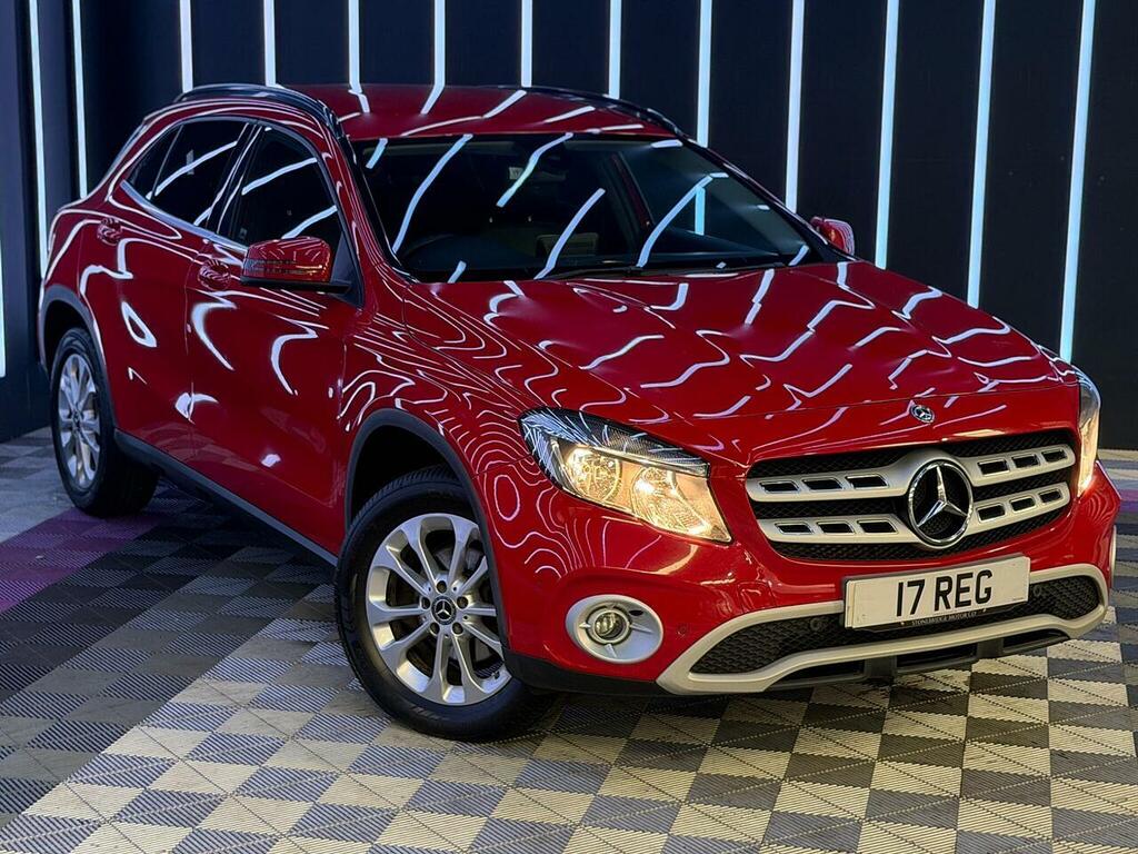 Mercedes-Benz GLA Class Gla Se Suv 2 Red