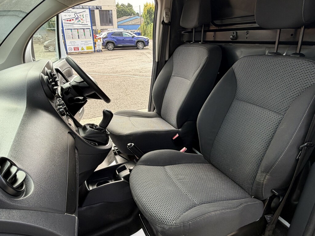 Mercedes-Benz CITAN 111Cdi 1.5 110 Bhp 6 Sp Xlwb Crew Cab 5 Sea White #16