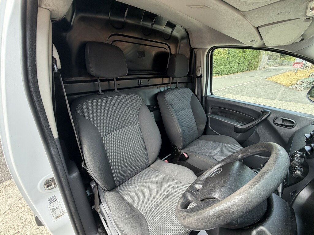 Mercedes-Benz CITAN 111Cdi 1.5 110 Bhp 6 Sp Xlwb Crew Cab 5 Sea White #15