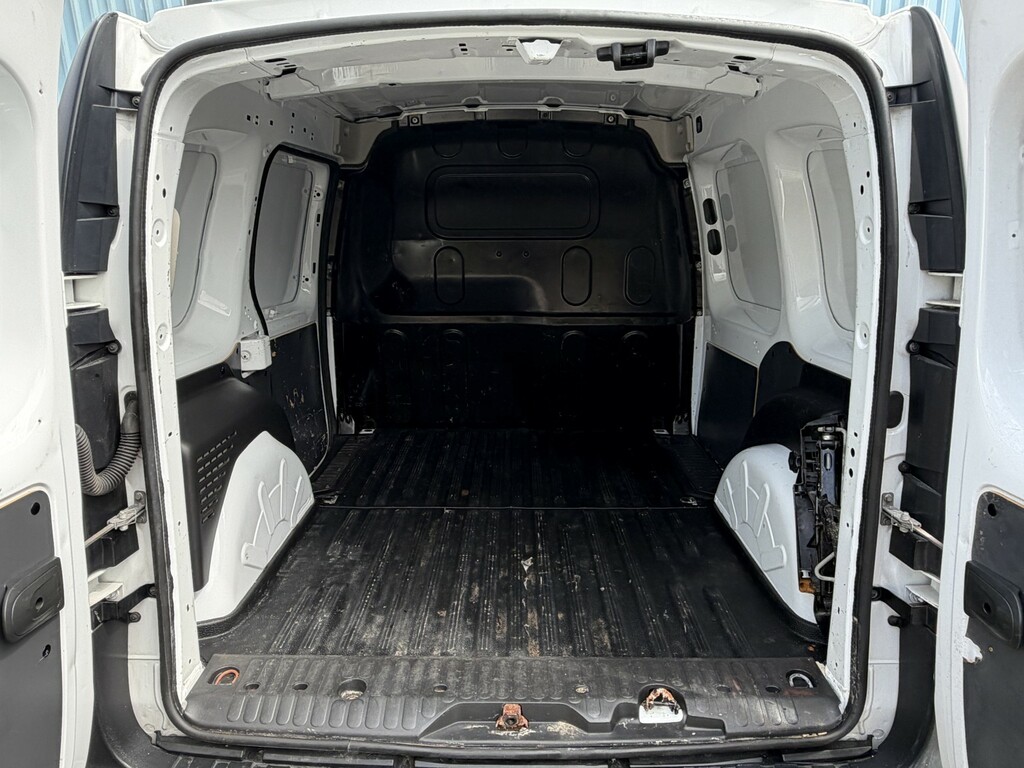 Mercedes-Benz CITAN 111Cdi 1.5 110 Bhp 6 Sp Xlwb Crew Cab 5 Sea White #25