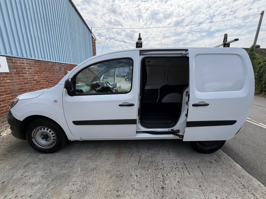 Mercedes-Benz CITAN 111Cdi 1.5 110 Bhp 6 Sp Xlwb Crew Cab 5 Sea White #21