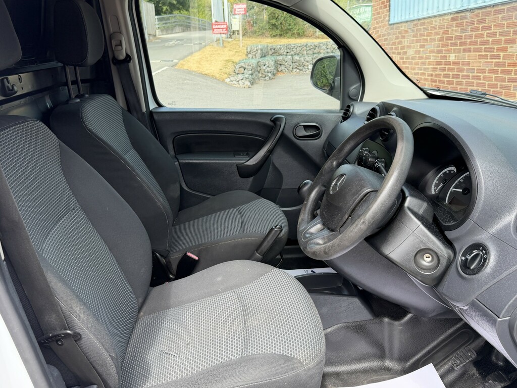 Mercedes-Benz CITAN 111Cdi 1.5 110 Bhp 6 Sp Xlwb Crew Cab 5 Sea White #34