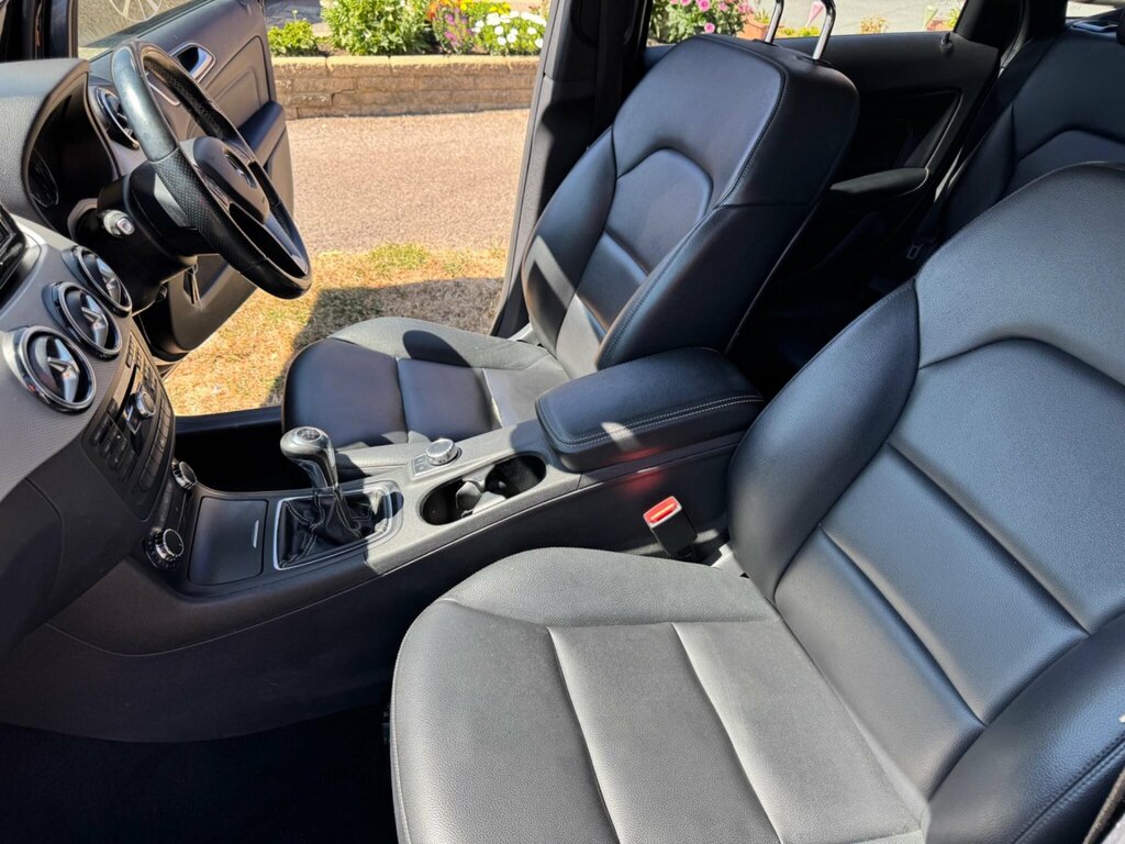 Mercedes-Benz B Class 1.5 B180 Cdi Se 7G-dct Euro 5 Ss Silver #19