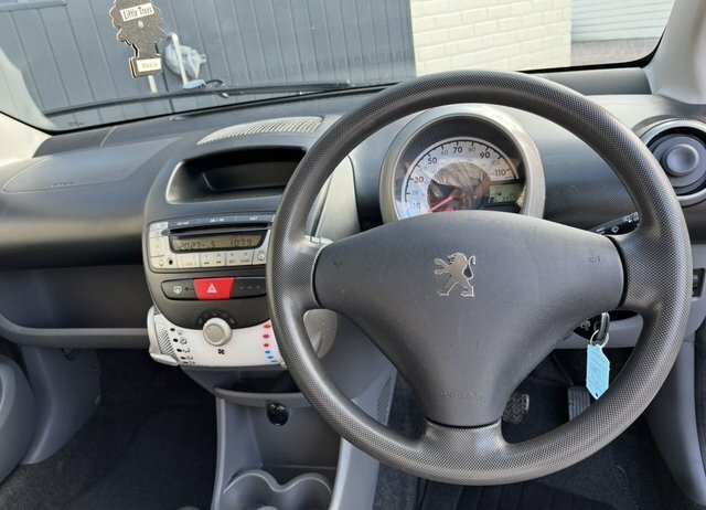Peugeot 107 Urban  #14
