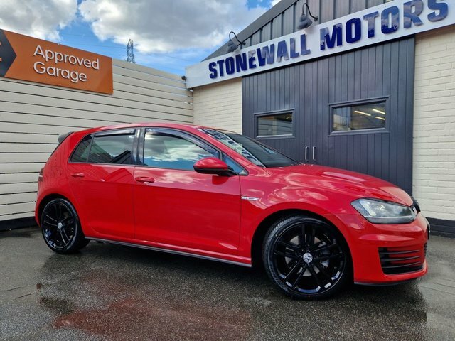 Volkswagen Golf 2.0 Tdi Bluemotion Tech Gtd Hatchback D Red #3