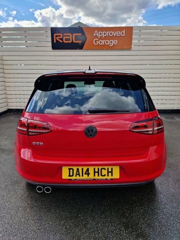 Volkswagen Golf 2.0 Tdi Bluemotion Tech Gtd Hatchback D Red #4