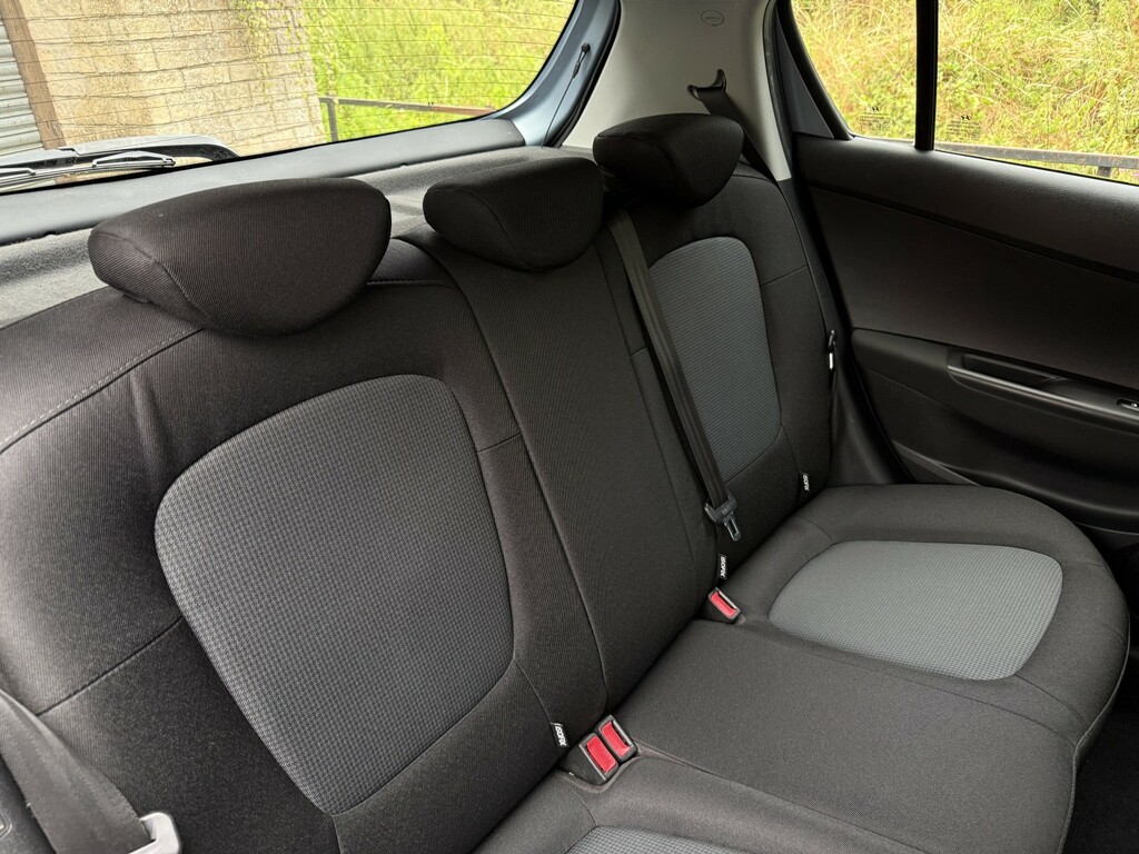 Hyundai I20 1.2 Classic Euro 5 White #10