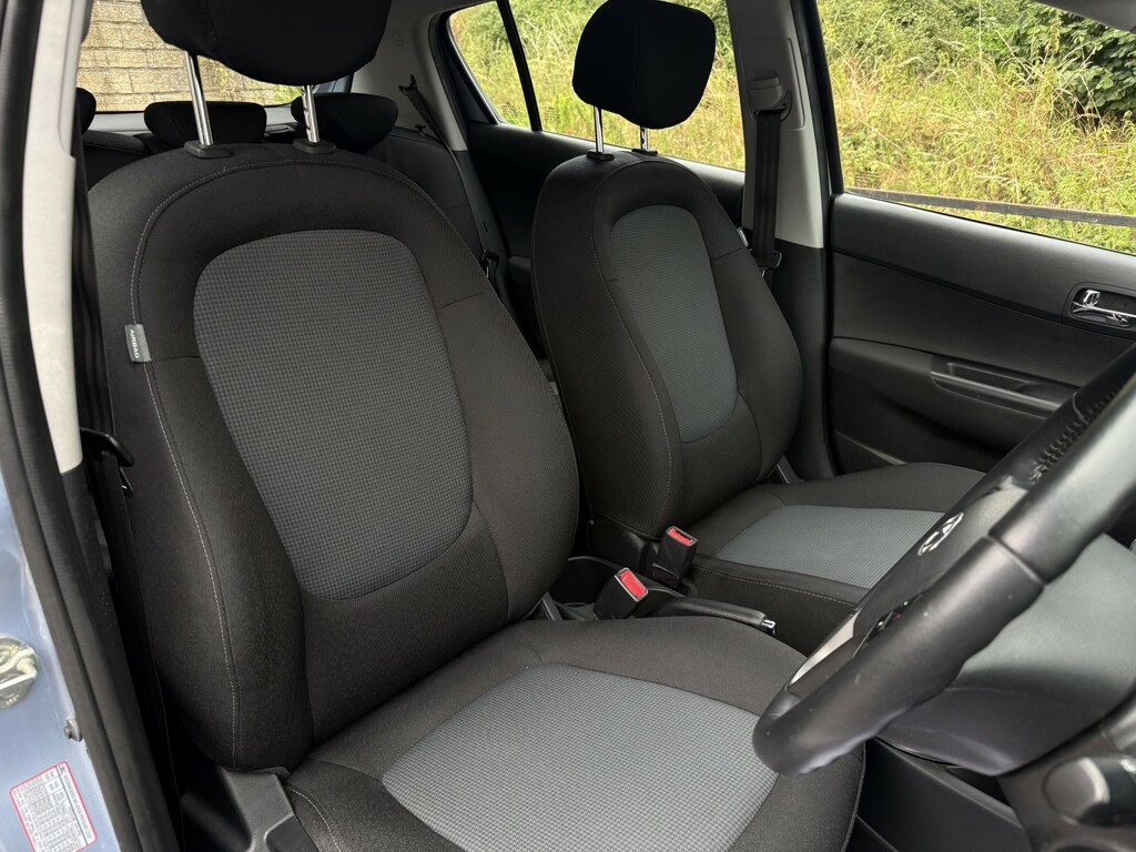 Hyundai I20 1.2 Classic Euro 5 White #11