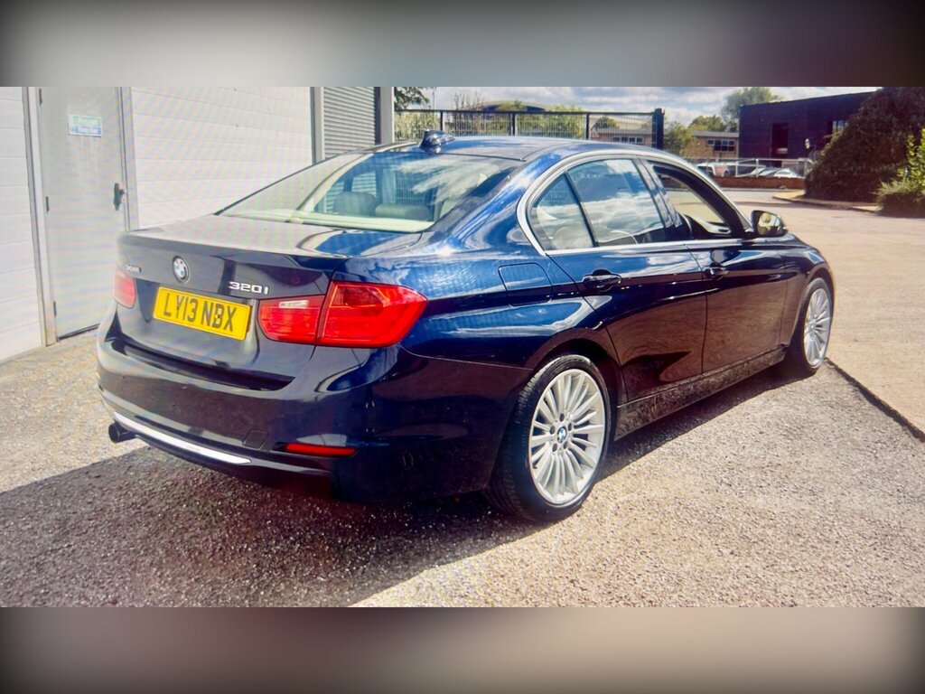 BMW 3 Series 2.0 320I Luxury Saloon Xdrive Euro Blue #3