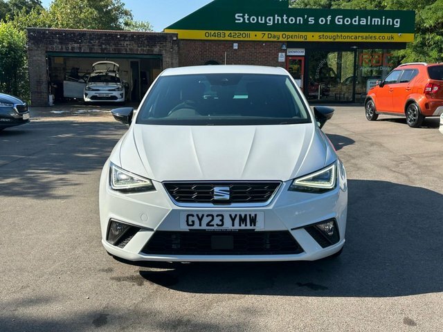 Seat Ibiza 1.0 Tsi Fr Hatchback White #2