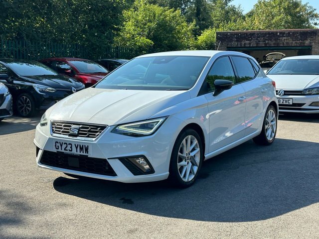 Seat Ibiza 1.0 Tsi Fr Hatchback White #3
