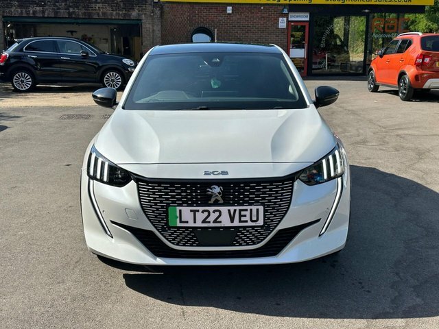Peugeot e-208 50Kwh Gt Hatchback White #2