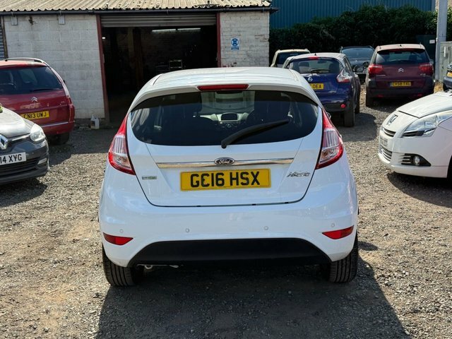Ford Fiesta 1.0T Ecoboost Titanium Hatchback White #5