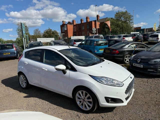 Ford Fiesta 1.0T Ecoboost Titanium Hatchback White #3