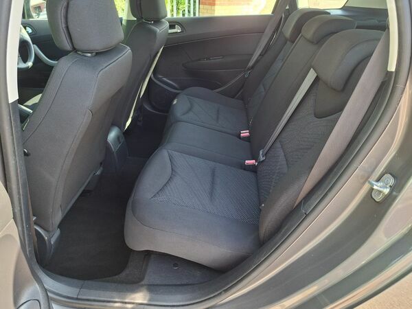 Peugeot 308 SW Sw 1.6 Vti Sport Silver #16