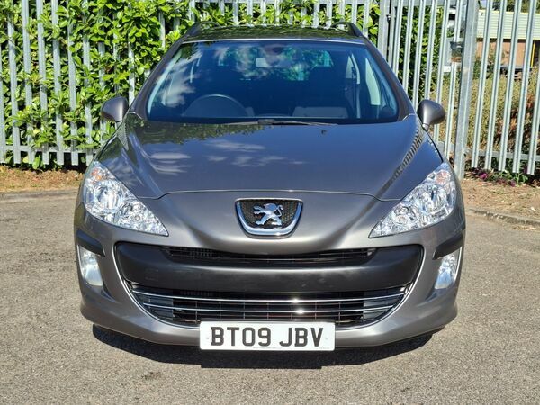 Peugeot 308 SW 1.6 Hdi S Estate. #3