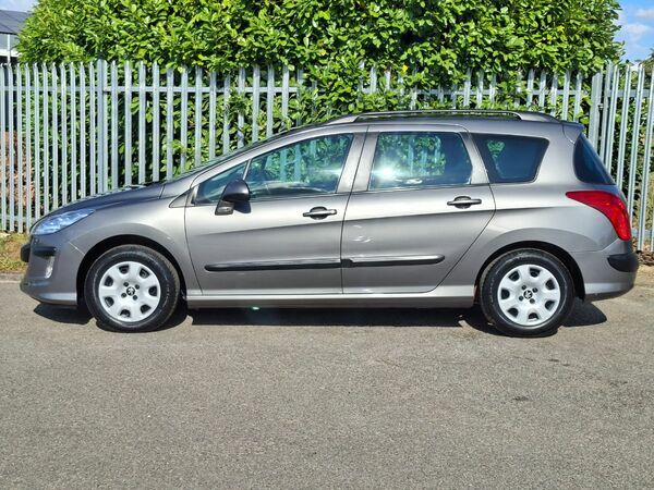 Peugeot 308 SW 1.6 Hdi S Estate. #5