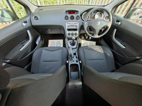 Peugeot 308 SW Sw 1.6 Vti Sport Silver #26