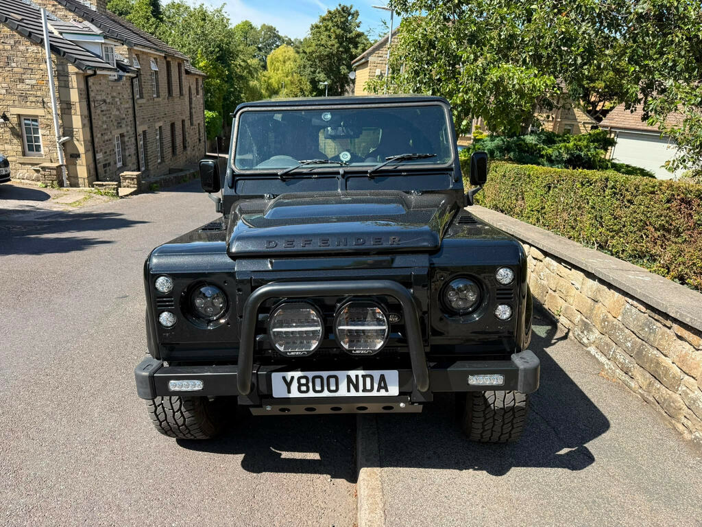 Land Rover Defender 90 90 2.2 Tdci Hard Top Xs Silver #9