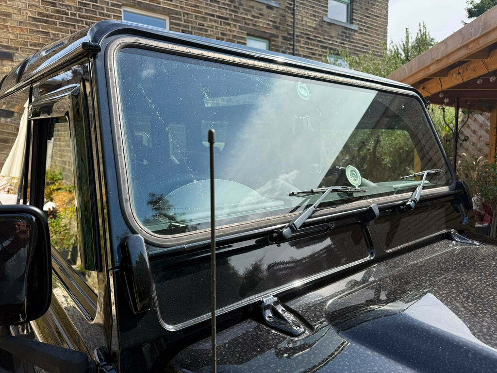 Land Rover Defender 90 90 2.2 Tdci Hard Top Xs Silver #24