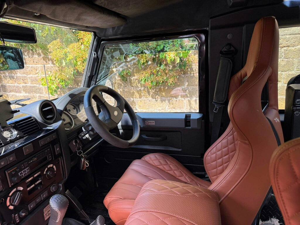Land Rover Defender 90 90 2.2 Tdci Hard Top Xs Silver #15