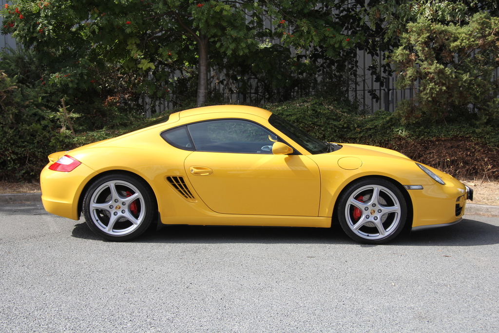 Porsche Cayman Coupe Black #13