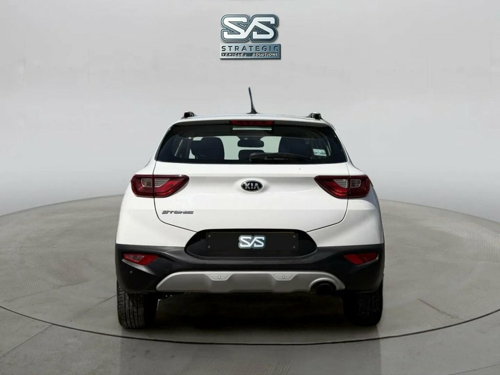 Kia Stonic 1.4L 2 White #5