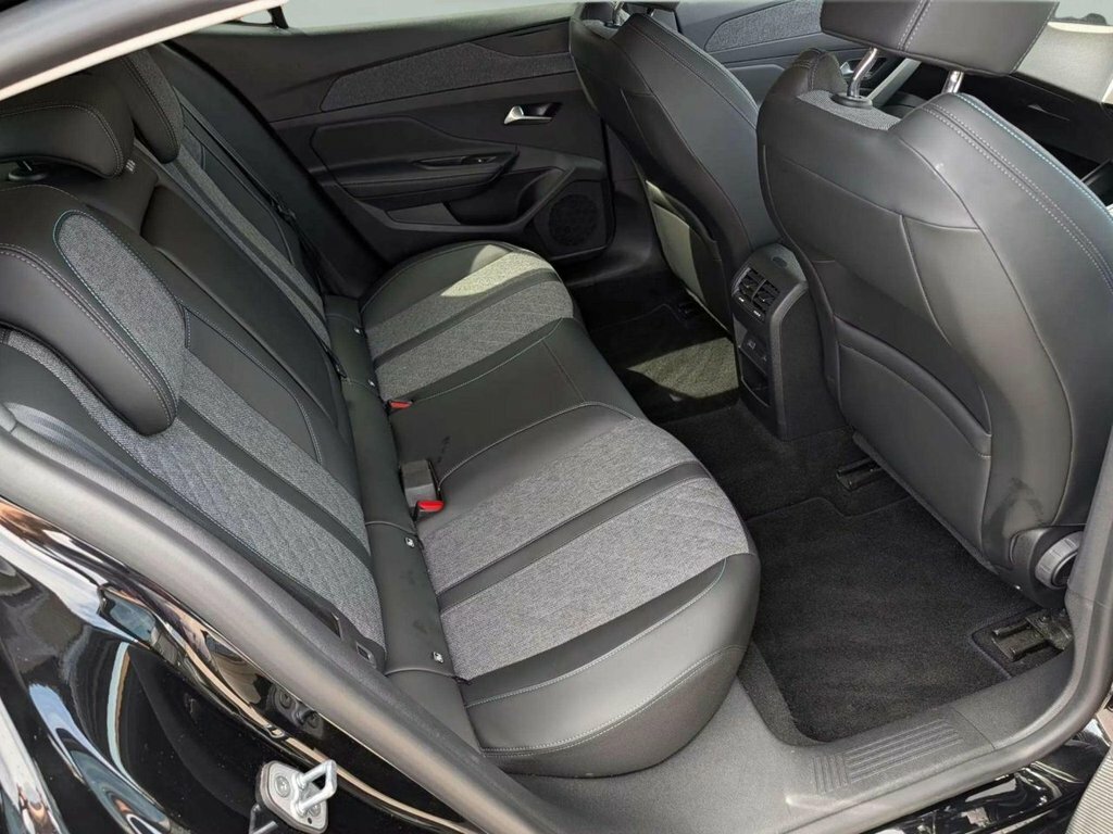 Peugeot 408 1.2L Allure Premium Black #6
