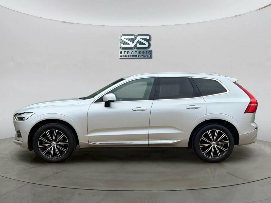 Volvo XC60 2L Inscription Silver #3