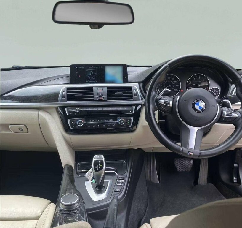BMW 4 Series Gran Coupe 3L M Sport Black #2
