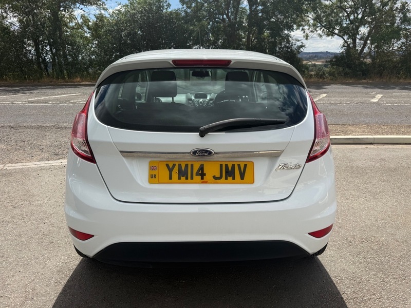 Ford Fiesta Zetec White #4